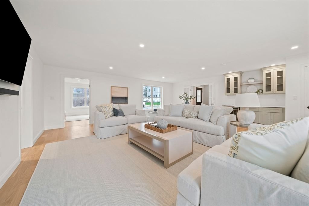 19 Pauline Road Marshfield — Photo 25 of 42