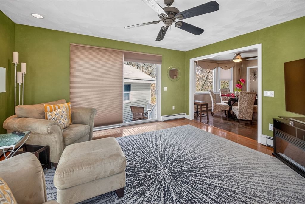22 Mcrayne Hill Rd Billerica — Photo 10 of 42