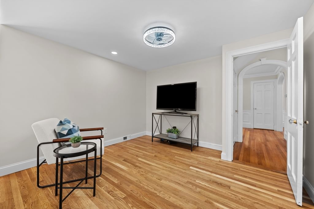 20 Westwood Dr Worcester — Photo 10 of 41