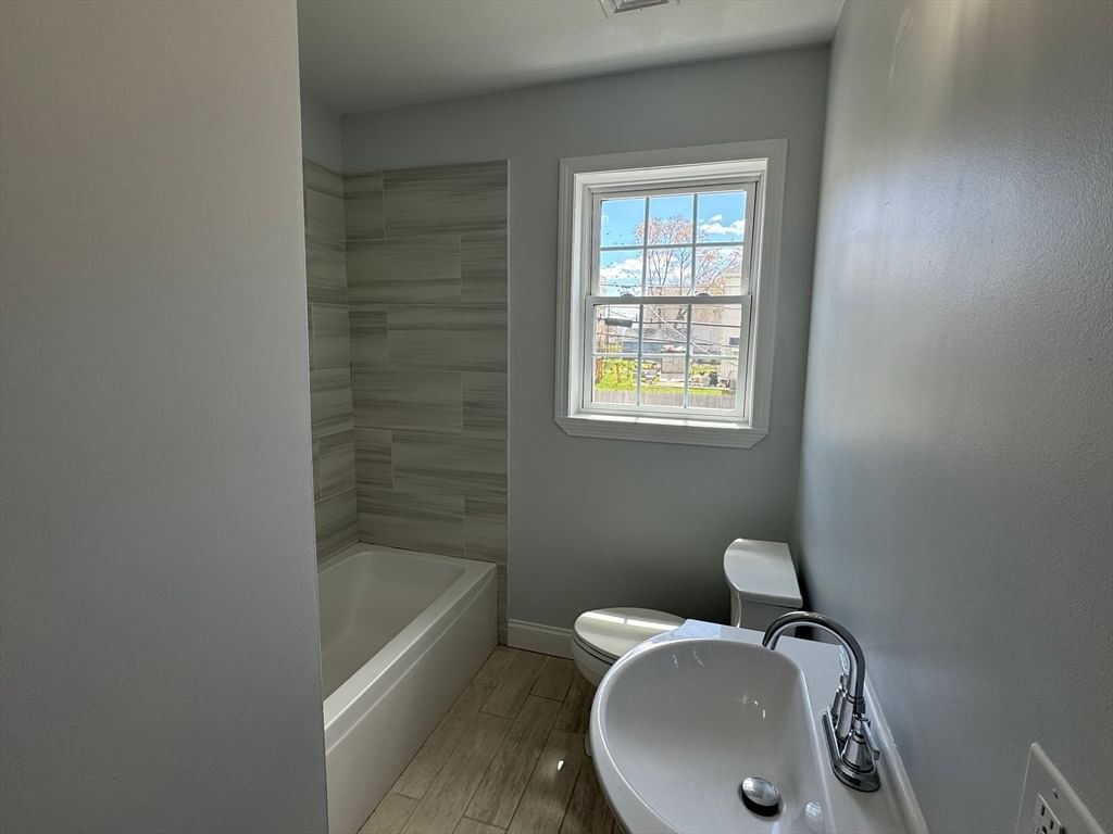6 N Rocliffe St Fall River — Photo 16 of 21