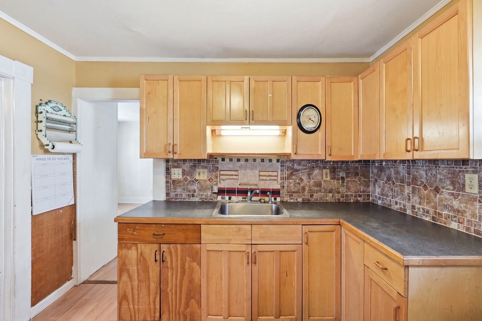 95 Cedar St Framingham — Photo 9 of 41
