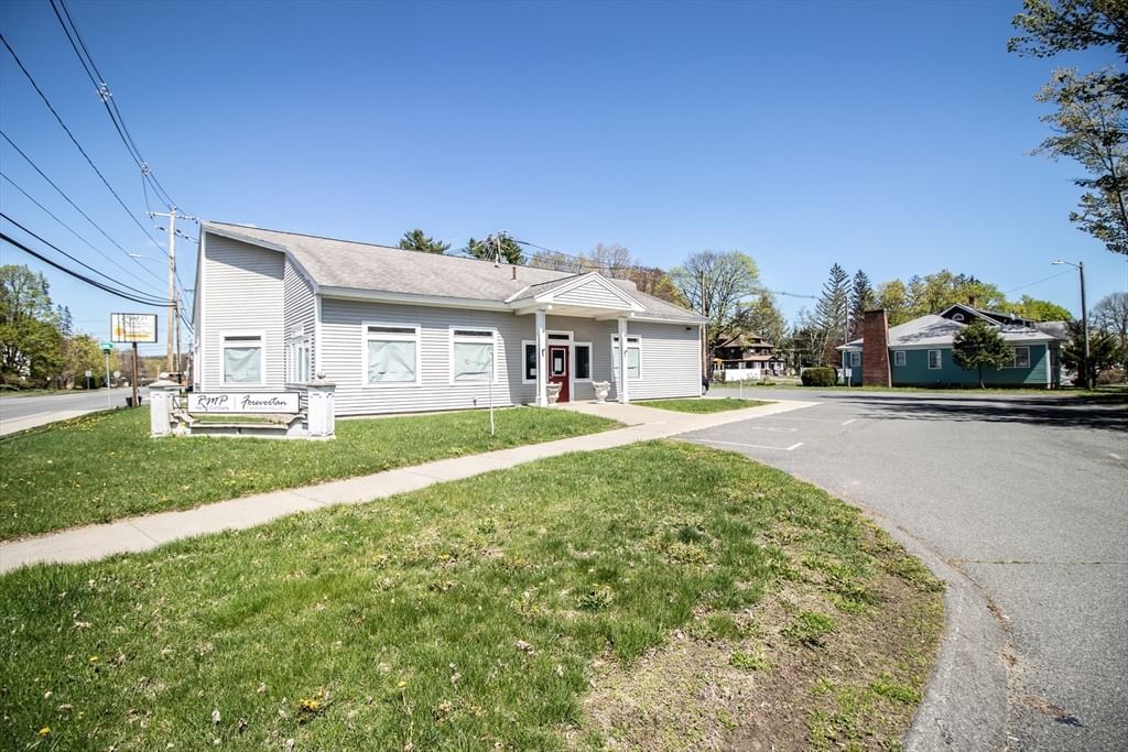 443-445 Bernardston Rd. Greenfield — Photo 1 of 14