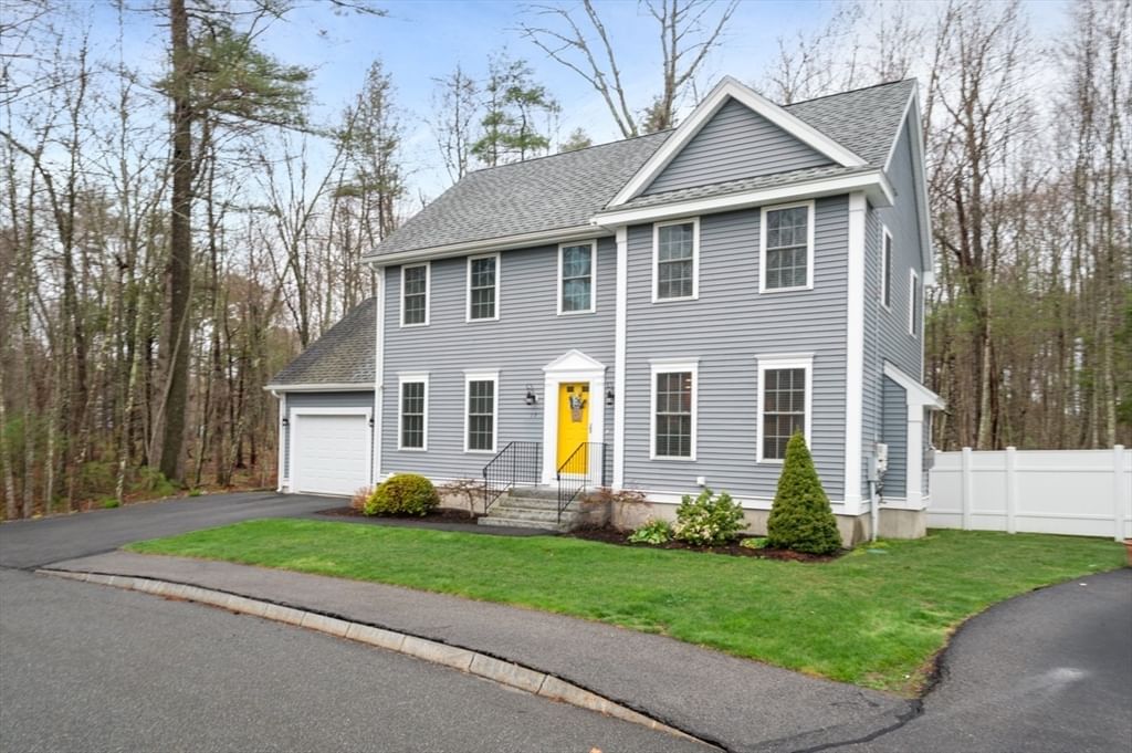 17 Mason Ln Salisbury — Photo 1 of 35