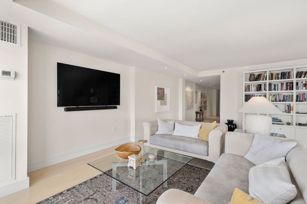 75-83 Cambridge Pkwy #Unit E509 Cambridge — Photo 5 of 27