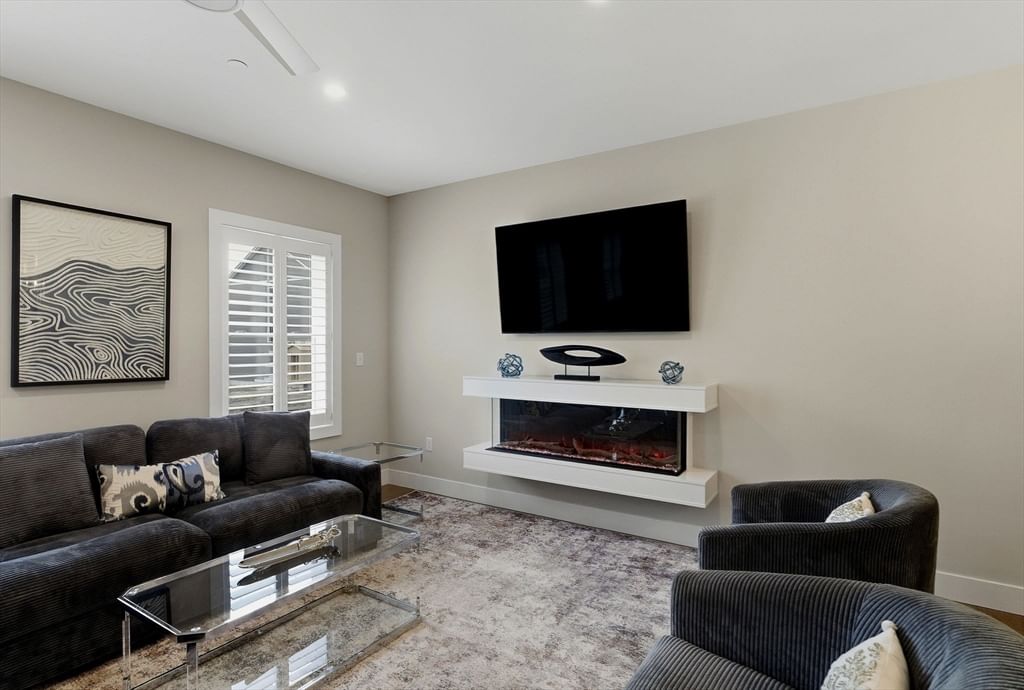 40 Elise Avenue #20, Londonderry, NH 03053 photo 3