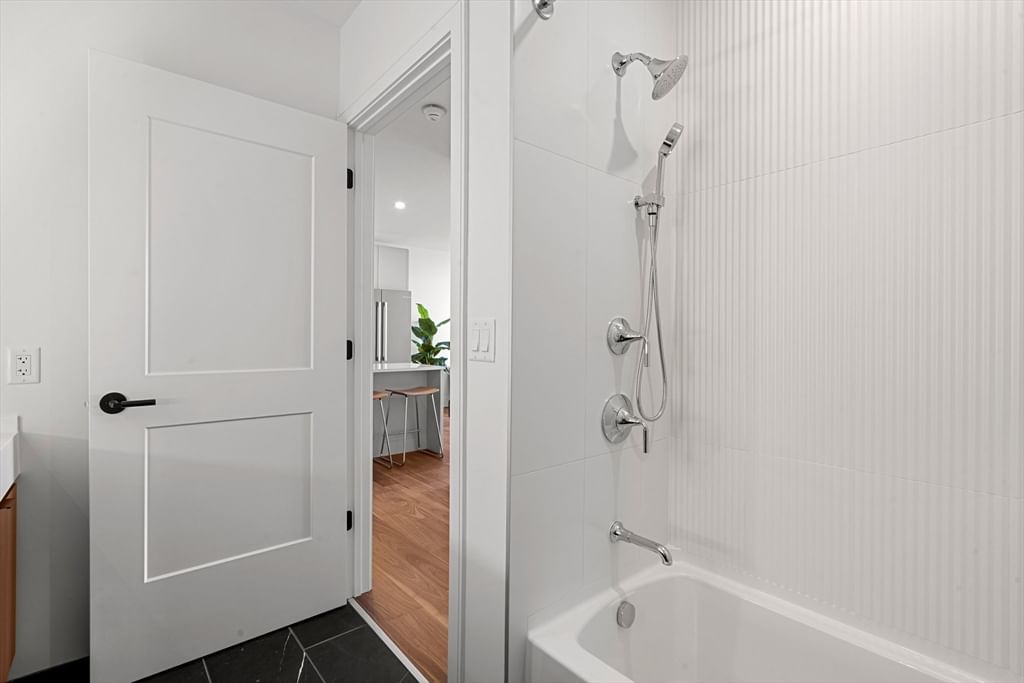 1515 Commonwealth Ave #603 Boston — Photo 12 of 40