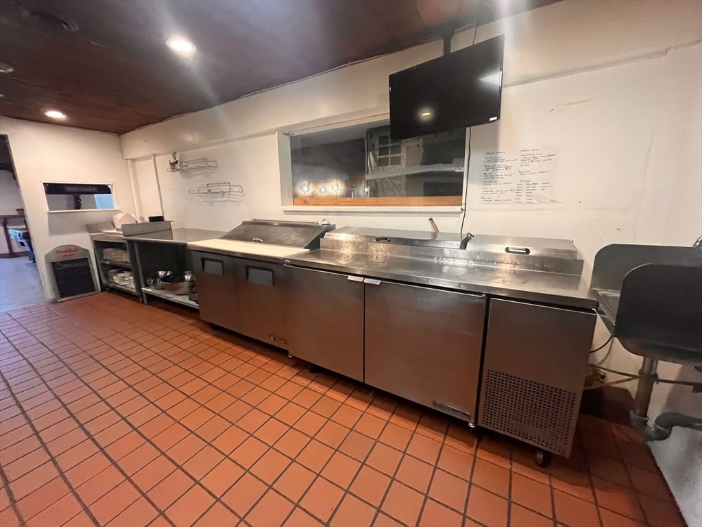 270 Onset Ave Wareham — Photo 13 of 13