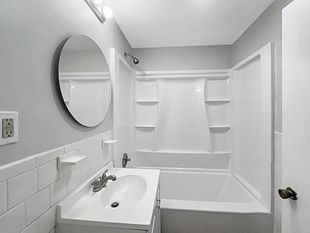 80 Delmont Ave Worcester — Photo 18 of 35