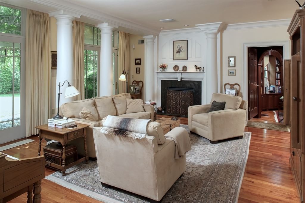 130 Popes Lane Hingham — Photo 14 of 42