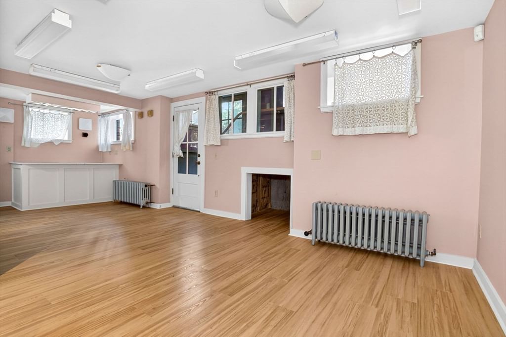 51 Green St Boston — Photo 22 of 32