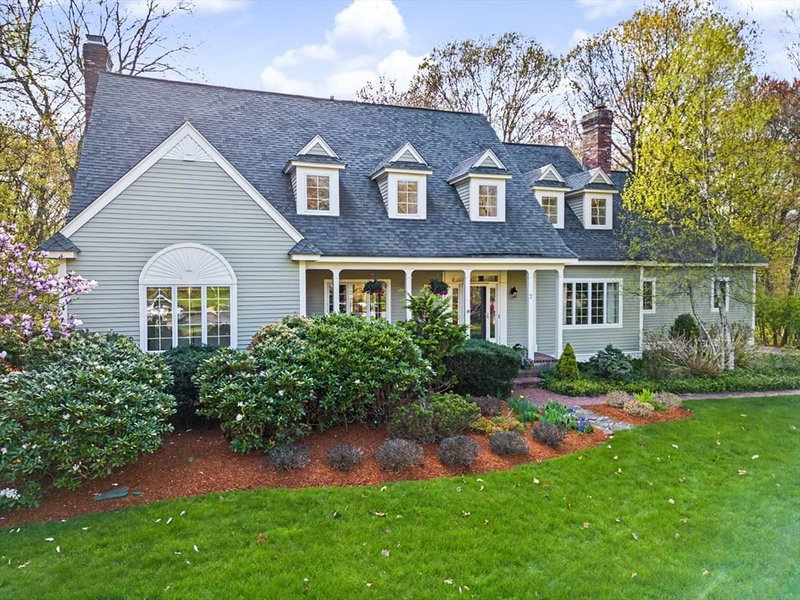 Property at 7 Kimball Rd, Hopkinton, MA 01748