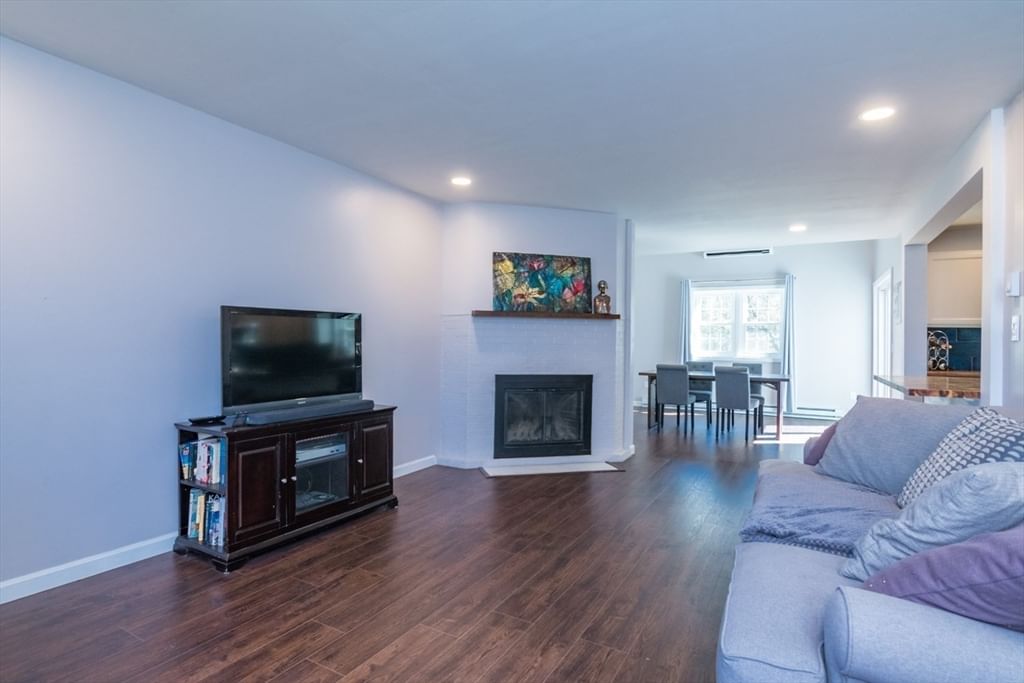 6 Duncan Dr #B, Deerfield, MA 01373 photo 3