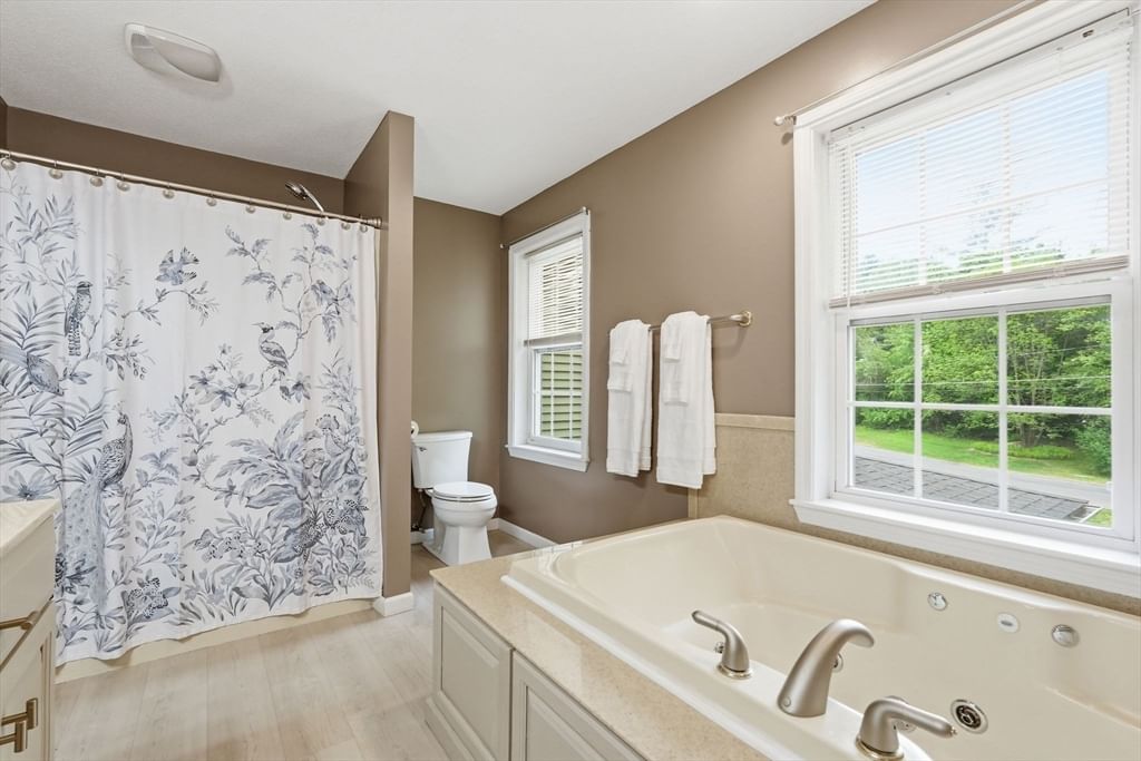 81 Sheffield Dr Belchertown — Photo 25 of 40