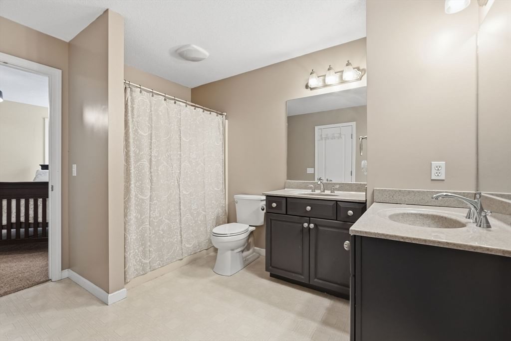 81 Sheffield Dr Belchertown — Photo 31 of 40