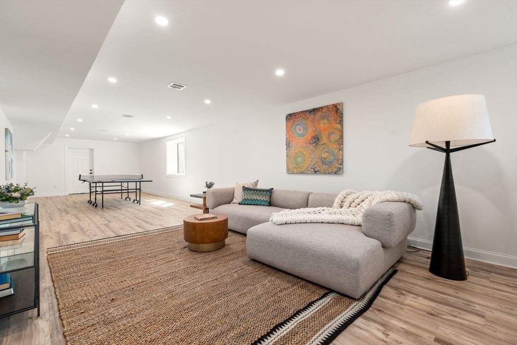 12 Sylvester Rd Newton — Photo 15 of 17