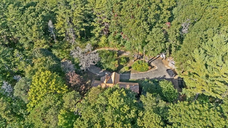 Property at 324 Sandwich St, Plymouth, MA 02360
