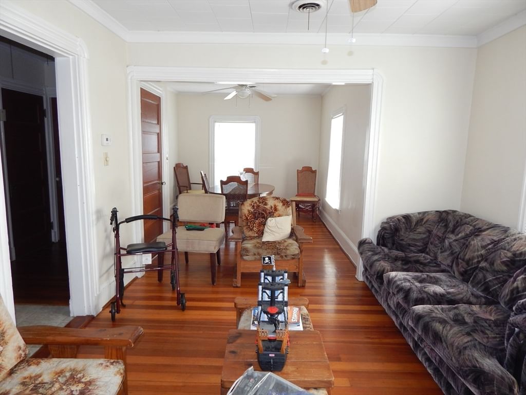 407 Park St New Bedford — Photo 15 of 30