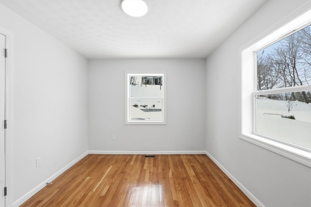 8 Sussex Ln Worcester — Photo 20 of 42