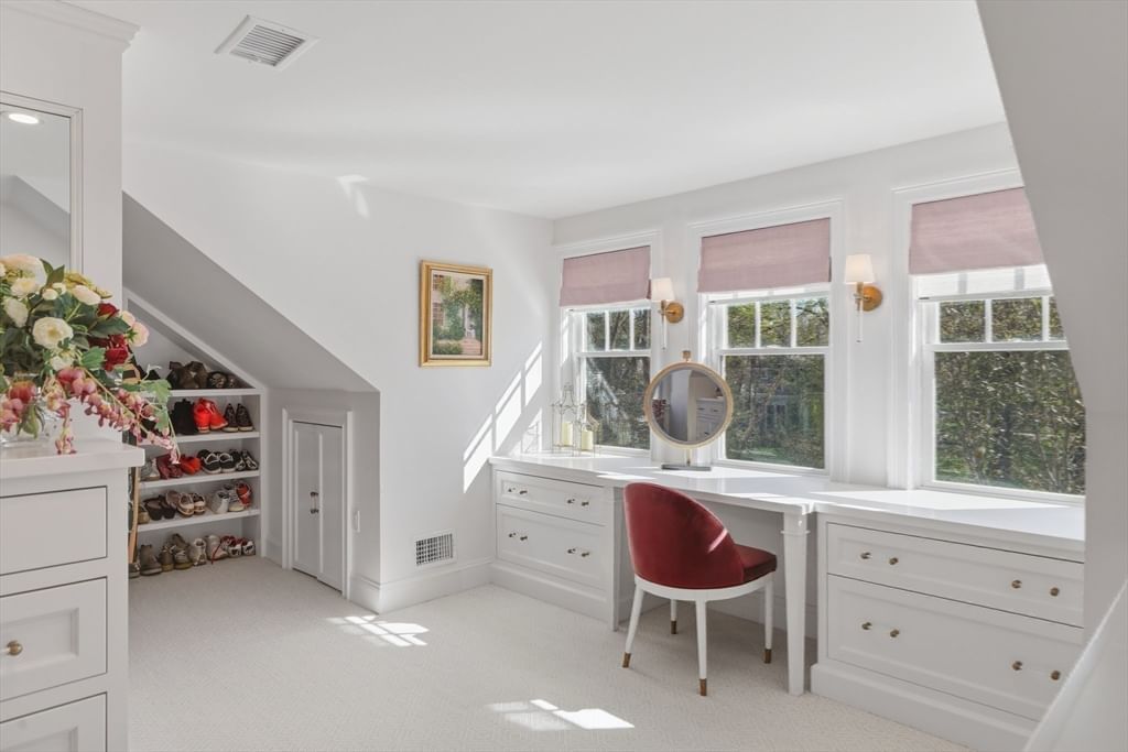 5 Seal Cove Ln Hingham — Photo 14 of 27