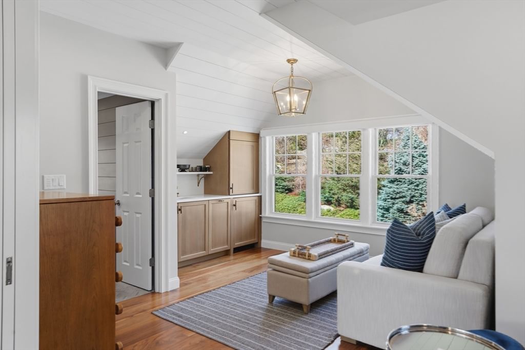 5 Seal Cove Ln Hingham — Photo 19 of 27