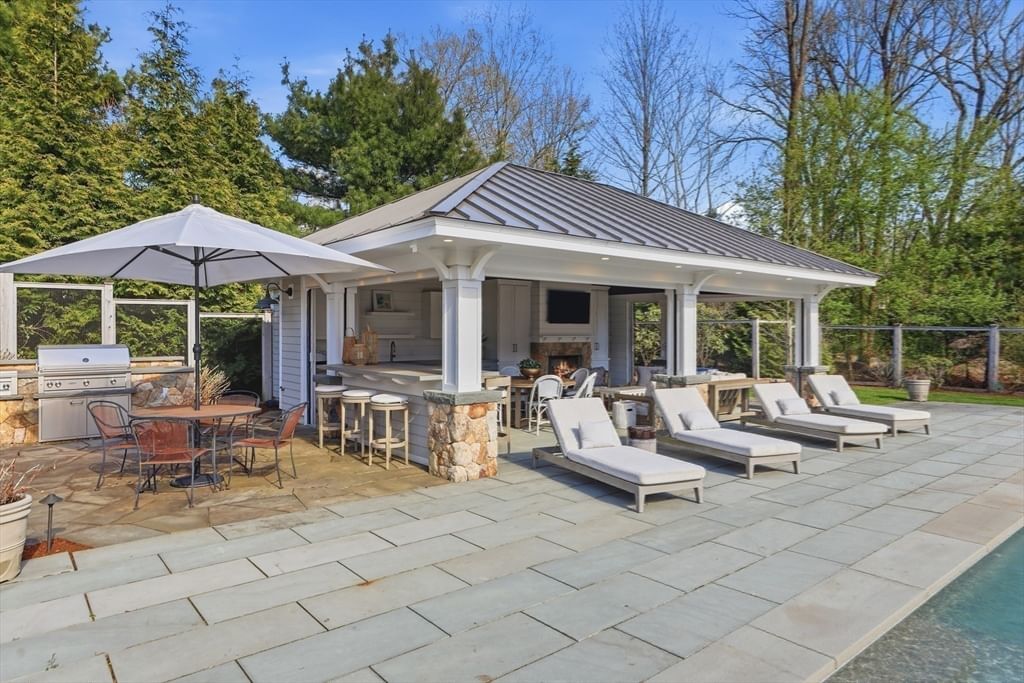 5 Seal Cove Ln Hingham — Photo 24 of 27