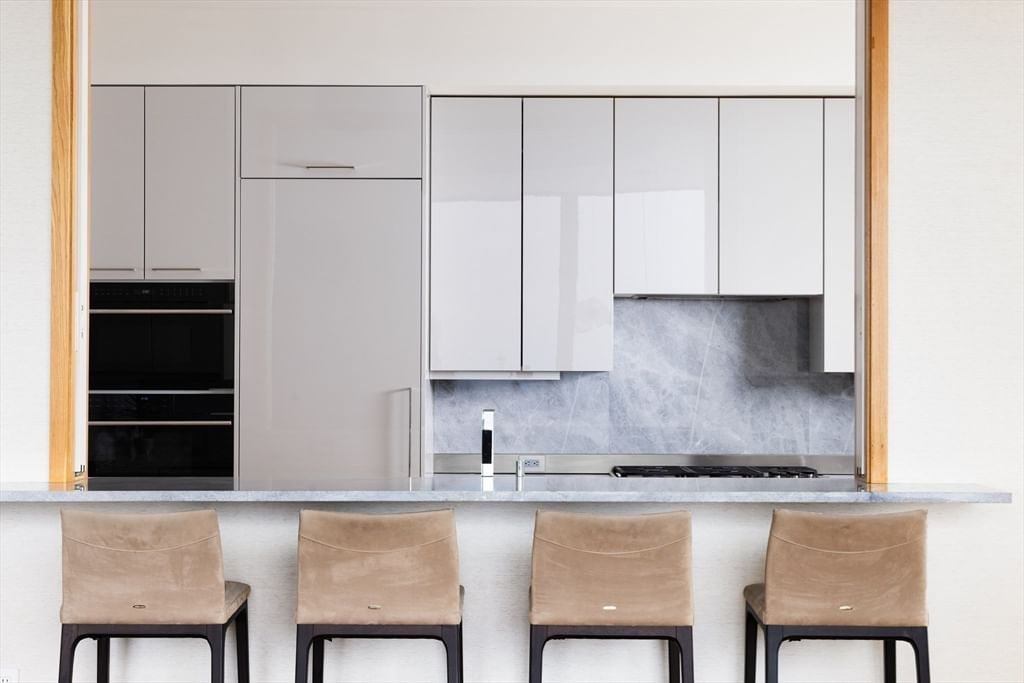 1 Dalton St #4804 Boston — Photo 4 of 19