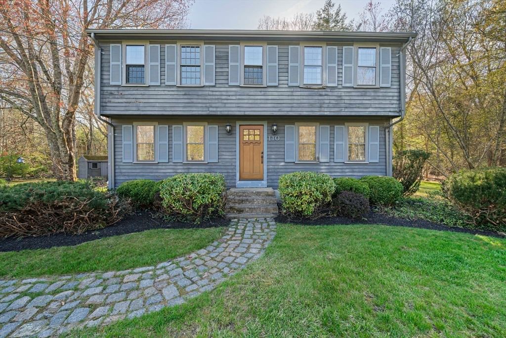 110 Country Rd Hanover — Photo 1 of 35