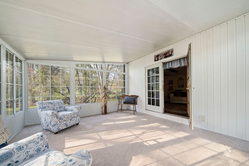 110 Country Rd Hanover — Photo 13 of 35