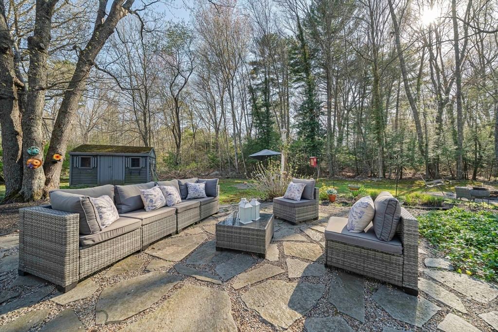 110 Country Rd Hanover — Photo 14 of 35