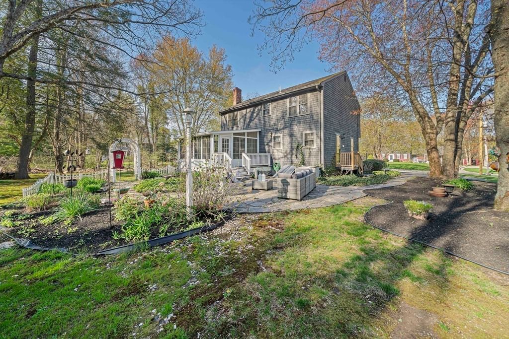 110 Country Rd Hanover — Photo 29 of 35