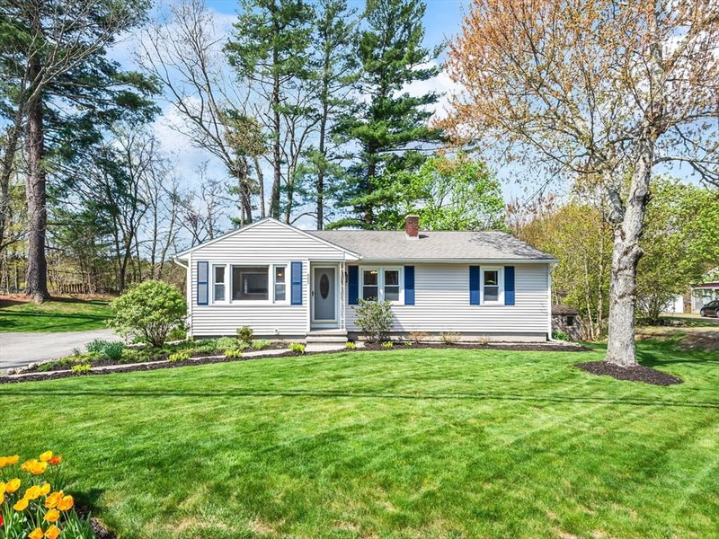 Property at 665 Main St, Oxford, MA 01537