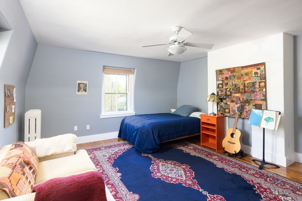 Listing Image 16