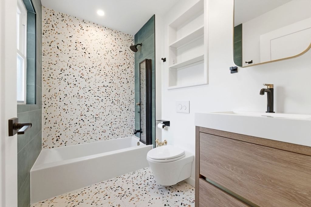 5-7 Edith St #5 Arlington — Photo 11 of 30