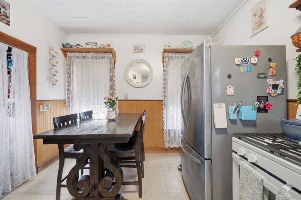6 Richmond Park, Woburn, MA 01801 photo 2