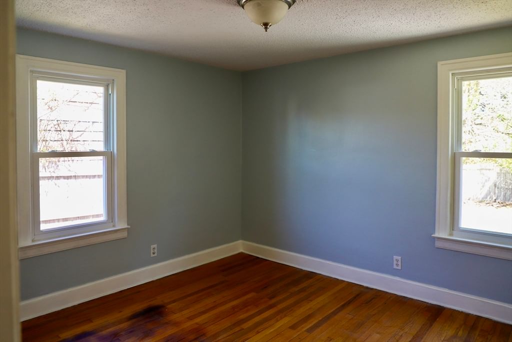 78 King Street Ludlow — Photo 15 of 18