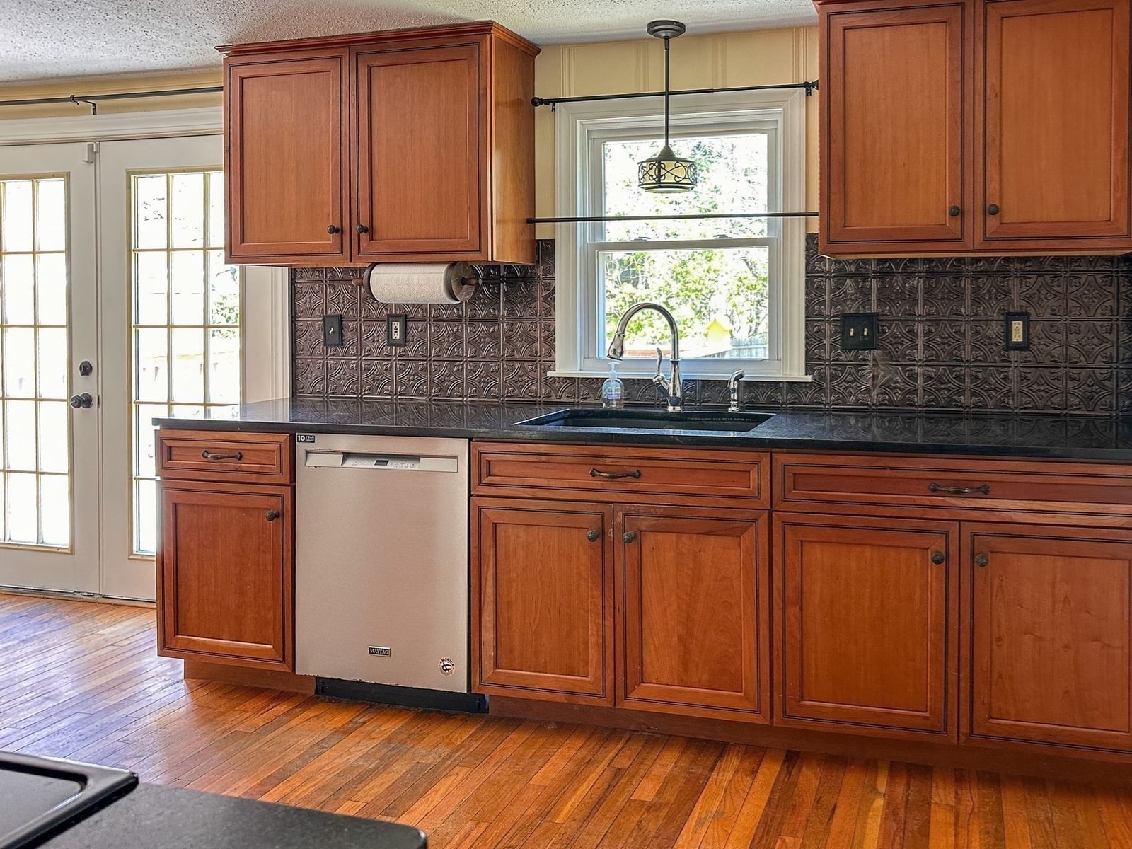 78 King Street Ludlow — Photo 6 of 18