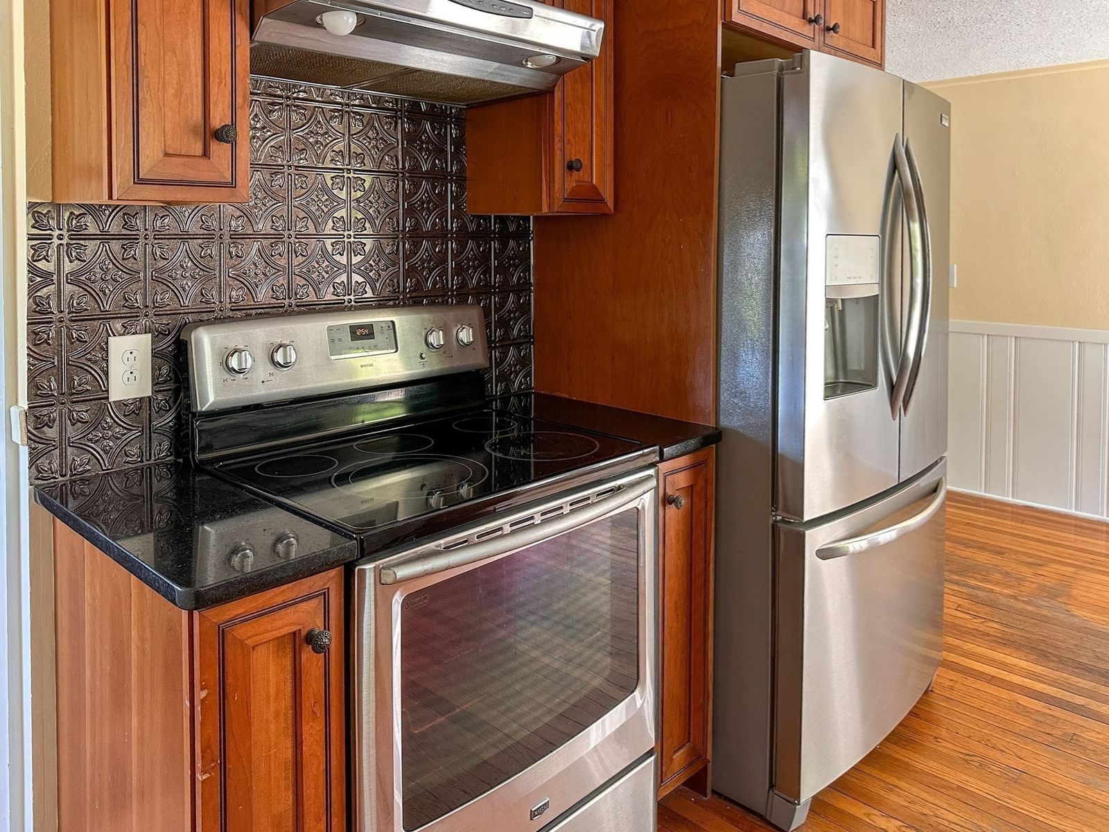 78 King Street Ludlow — Photo 7 of 18