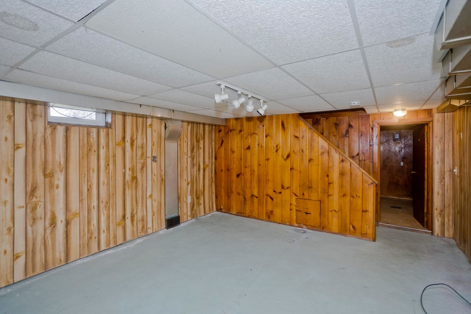 185 East St Springfield — Photo 20 of 25