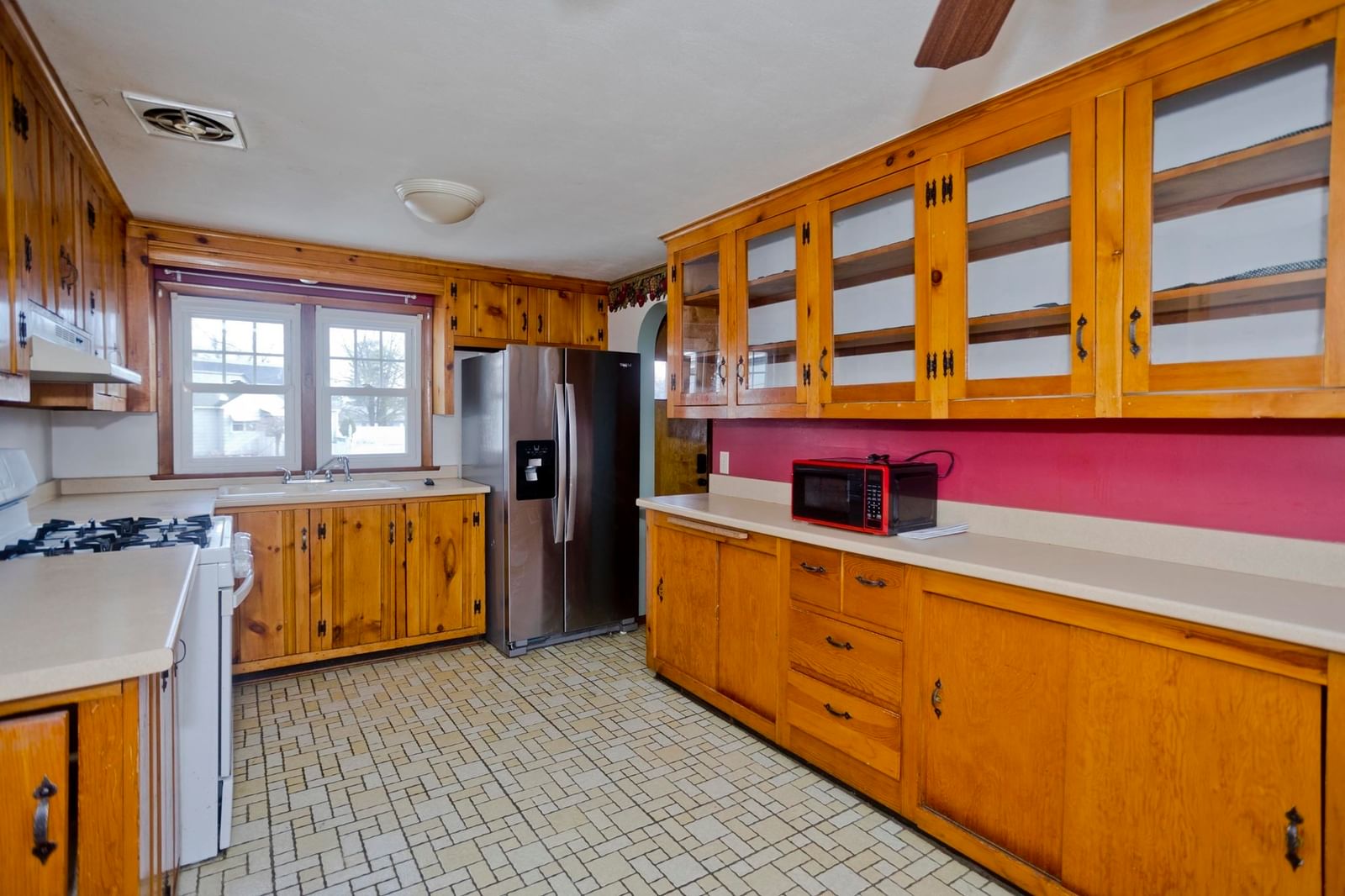 185 East St Springfield — Photo 5 of 25