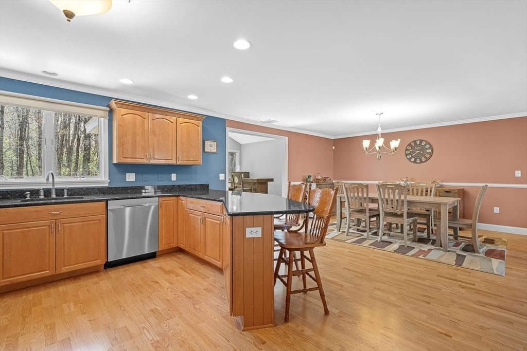 218 Rangeway Rd #232 Billerica — Photo 10 of 38
