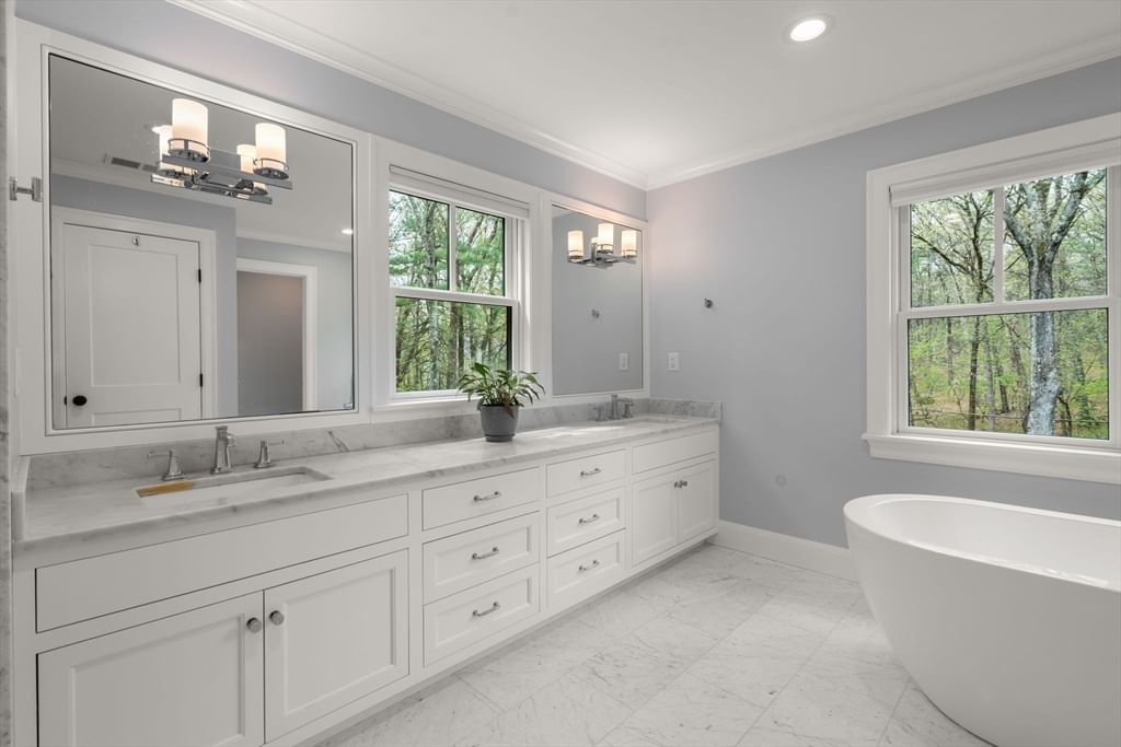 55 Oakdale Ave Weston — Photo 18 of 42