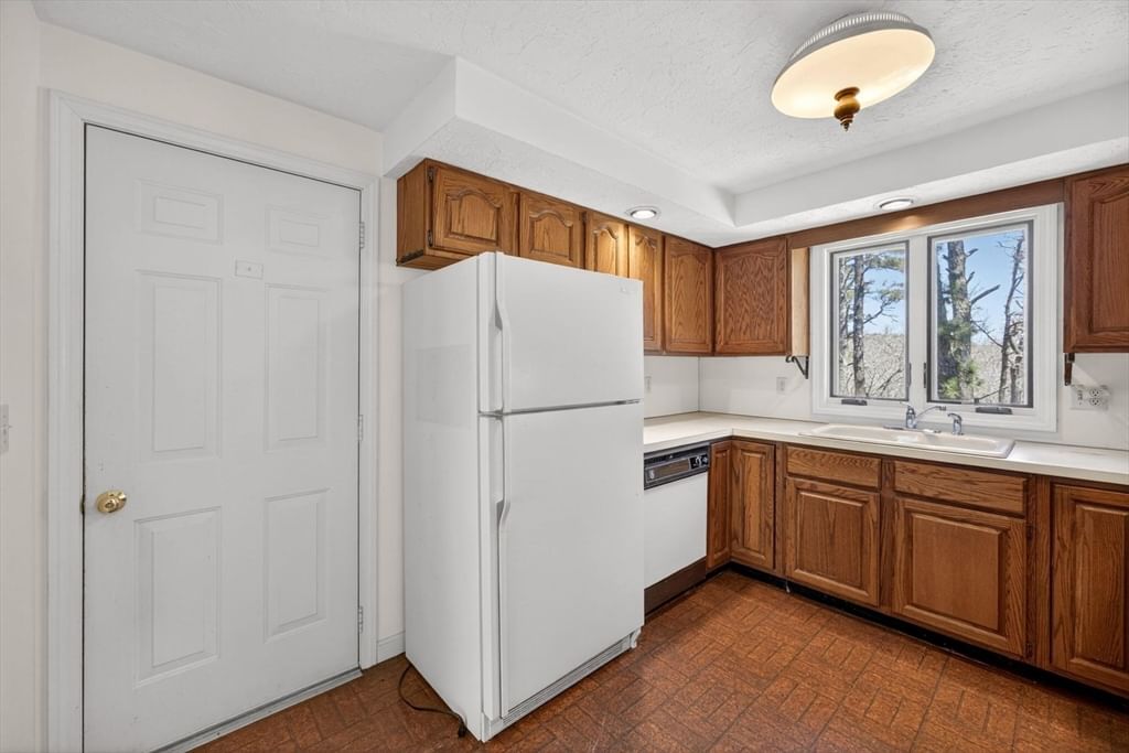 85 Haywain Way, Wellfleet, MA 02667 photo 2