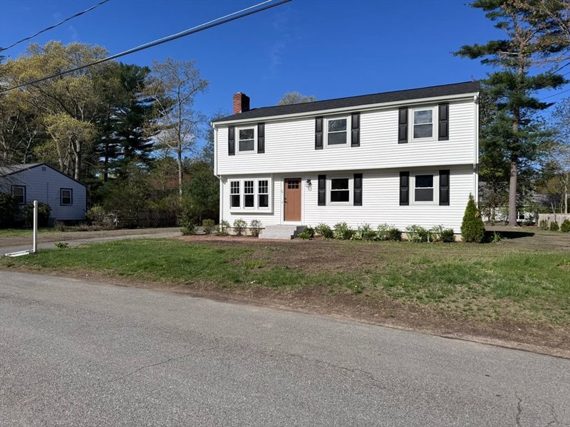 Property at 74 Sherwood Cir, East Bridgewater, MA 02333