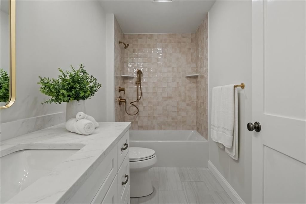 72 Uncas Avenue #1 Franklin — Photo 21 of 27