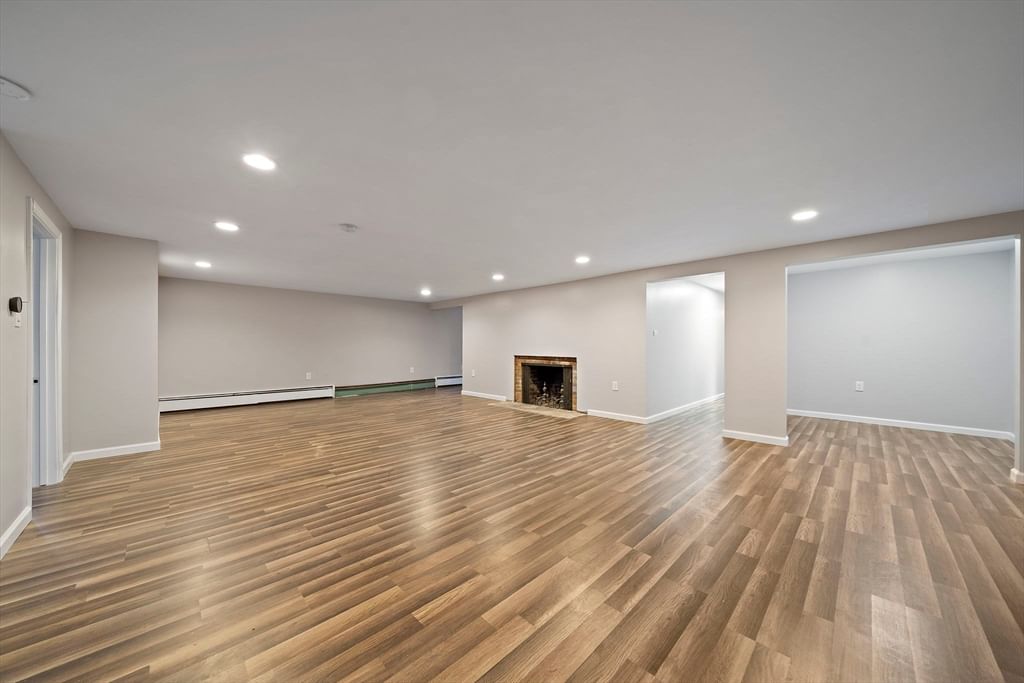 8 Conway Lane Foxboro — Photo 24 of 40