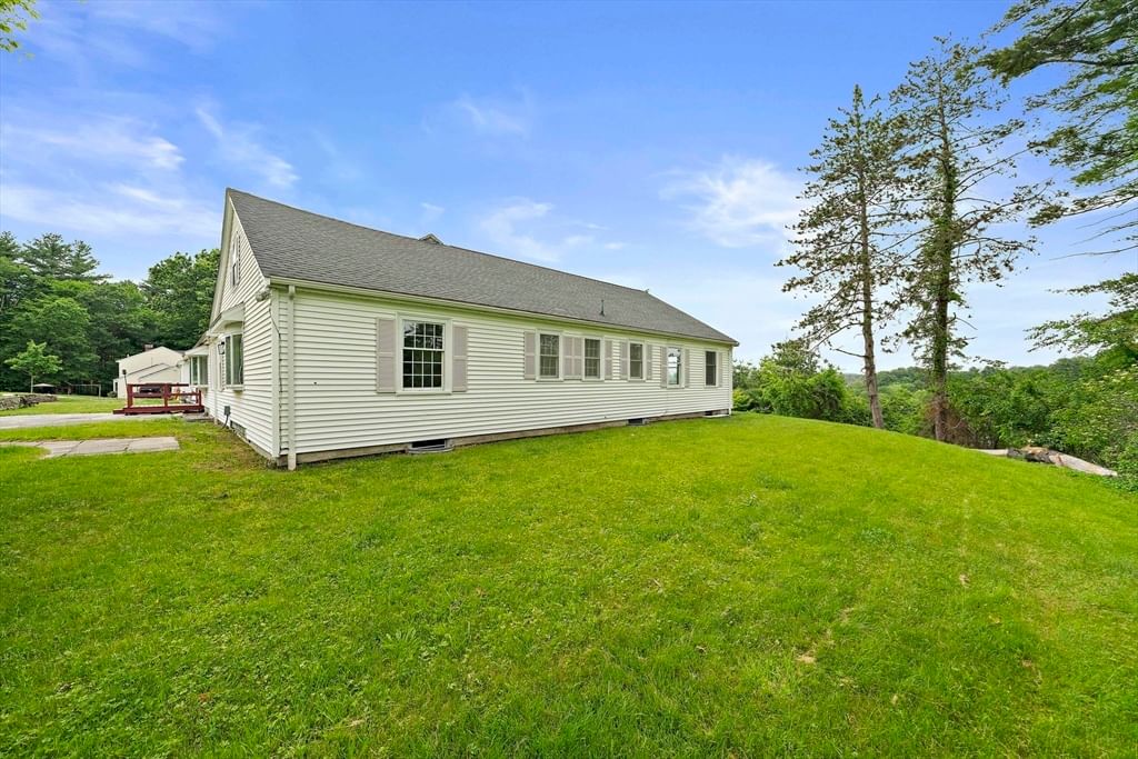 8 Conway Lane Foxboro — Photo 37 of 40