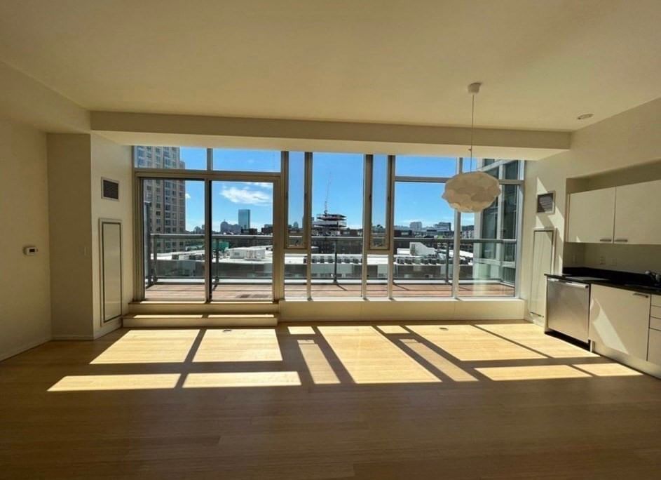 2 Earhart St #910 Floor 9