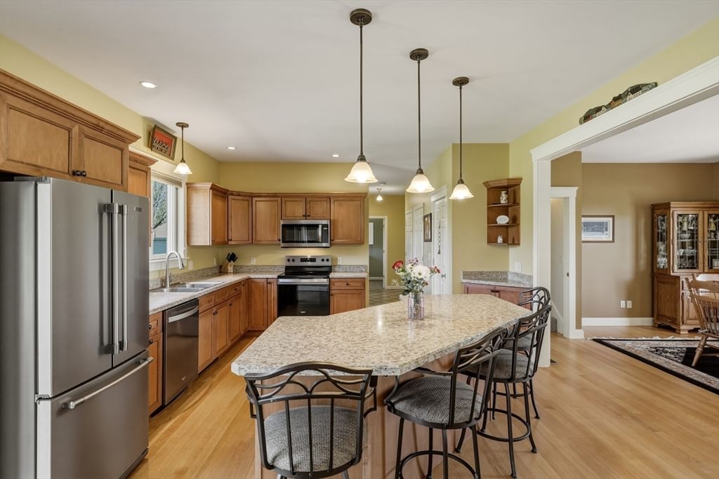 249 River Rd, Sunderland, MA 01375 photo 2