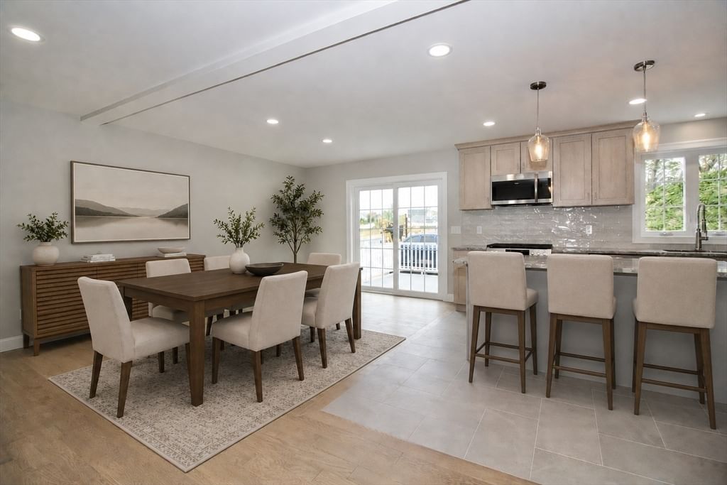 47 Seth Daniel Drive New Bedford — Photo 10 of 42