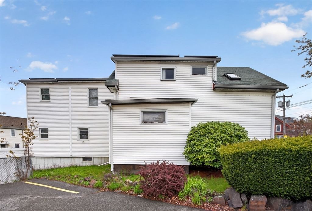 8 Essex St Swampscott — Photo 15 of 15